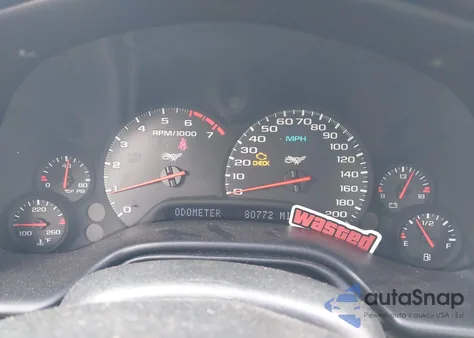 2003 Chevrolet Corvette z USA, uszkodzony, nr VIN 1G1YY22G935124737